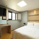 Daeyoung Hotel Myeongdong